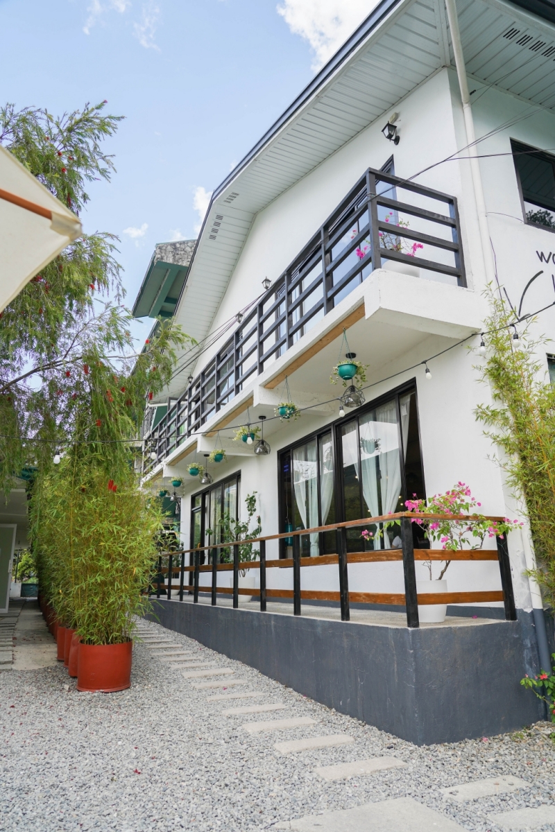 フィリピン留学 Cebu21 - Challenger Campus-West Garden-2